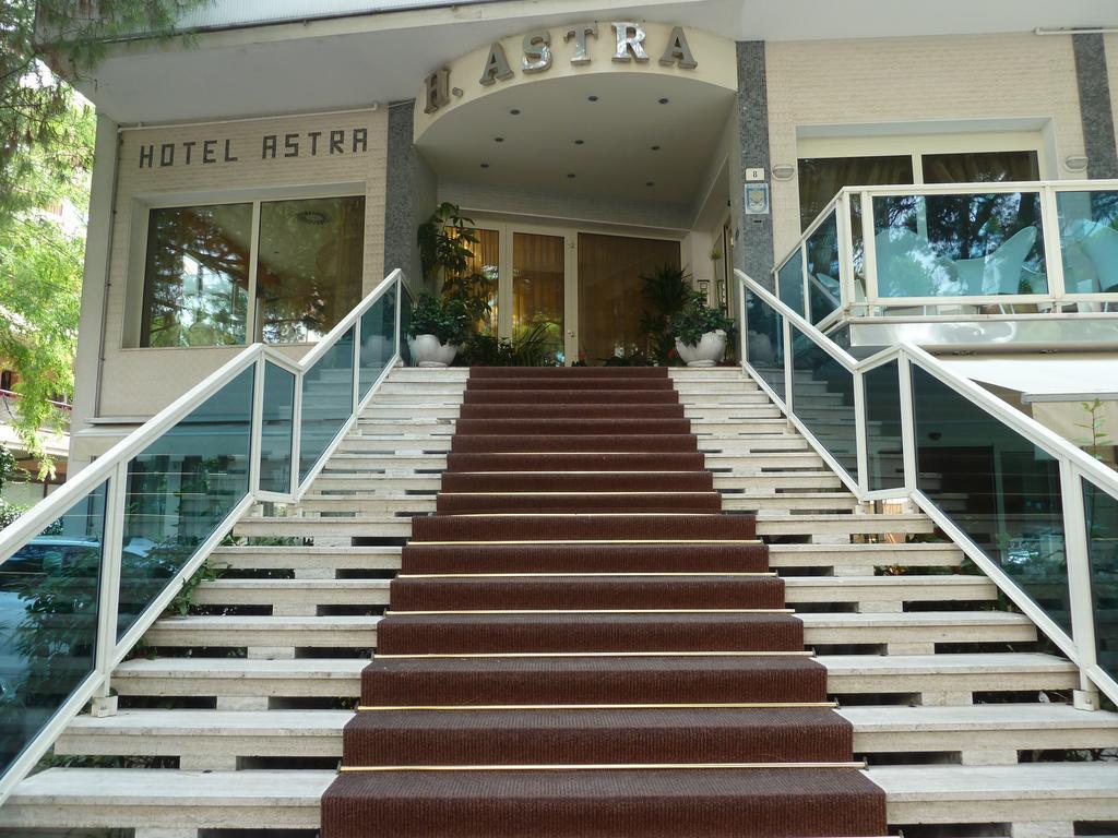 Hotel Astra Milano Marittima Dış mekan fotoğraf