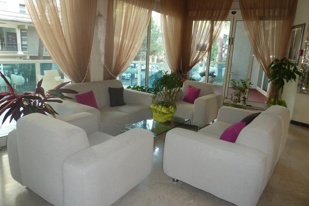 Hotel Astra Milano Marittima Dış mekan fotoğraf