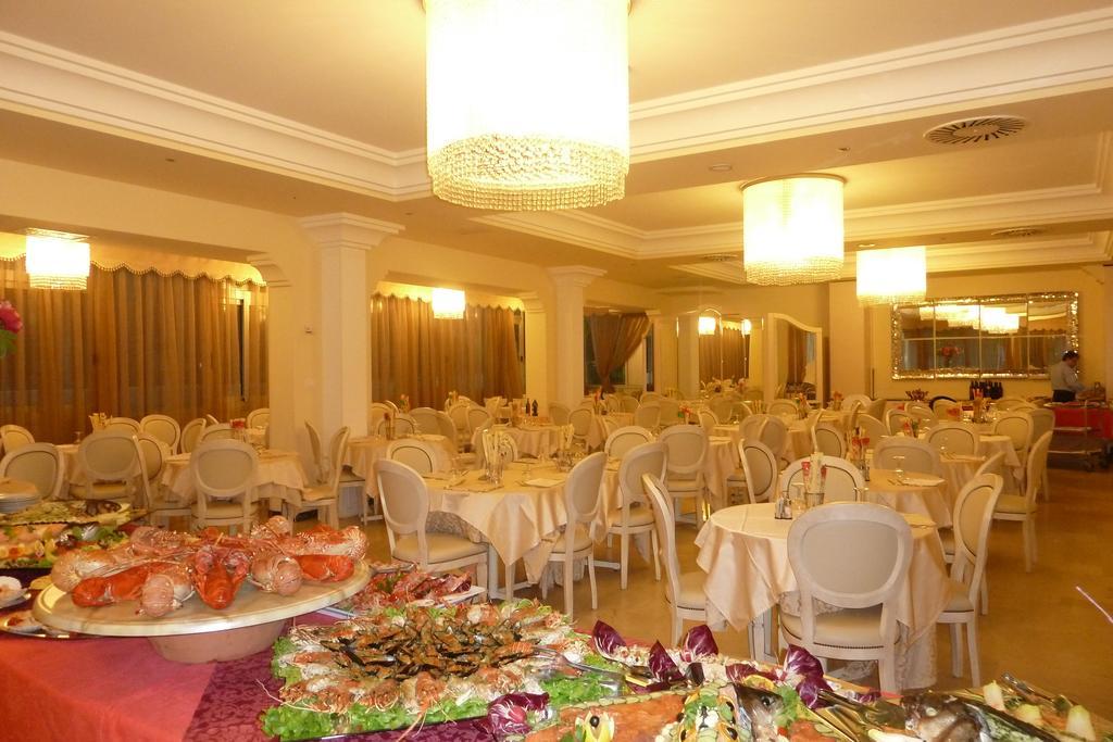 Hotel Astra Milano Marittima Dış mekan fotoğraf